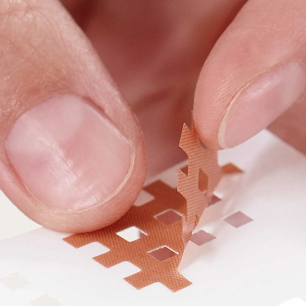 K-tape Crosstape S plaster 400 stk 15 mm triggerpunkt