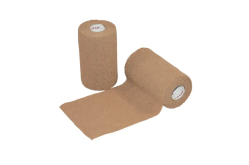 First Aid Only Self-Adhering bandasje 10,2 cm selvheftende