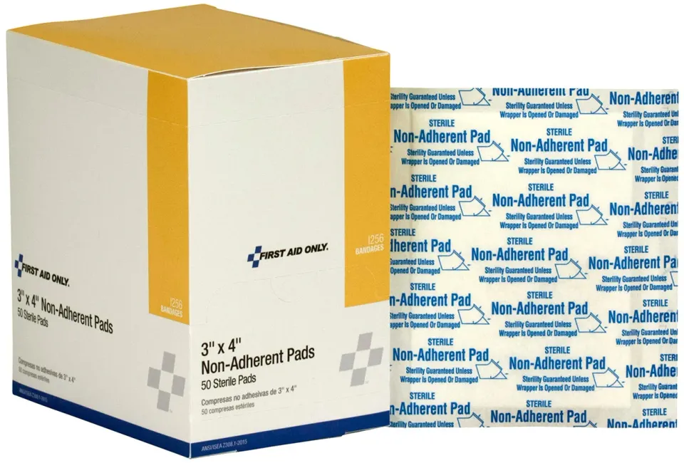 First Aid Only 3x4 Non-Adherent sårkompress 50 stk skånsom